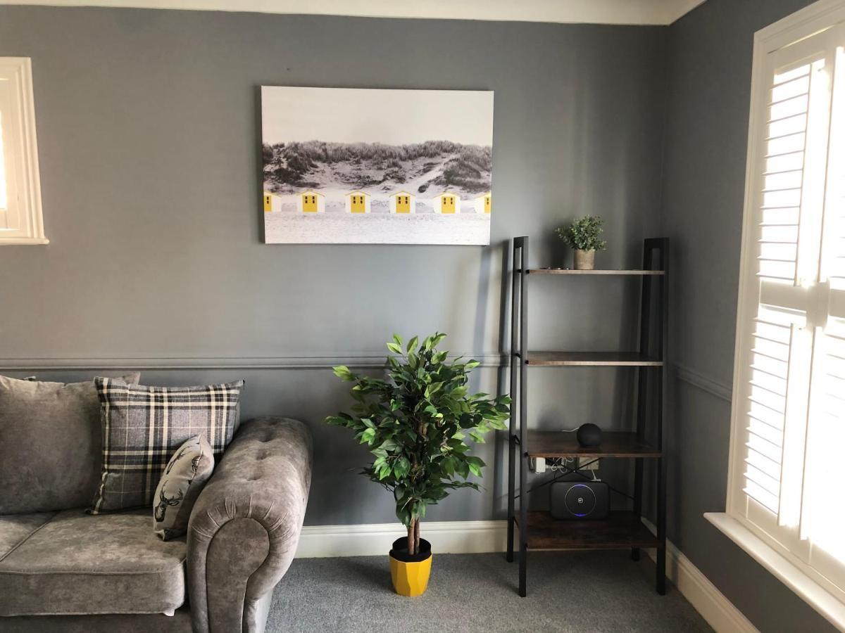 Stylish 2 Bed Apartment Next To The Norfolk Broads Coltishall エクステリア 写真
